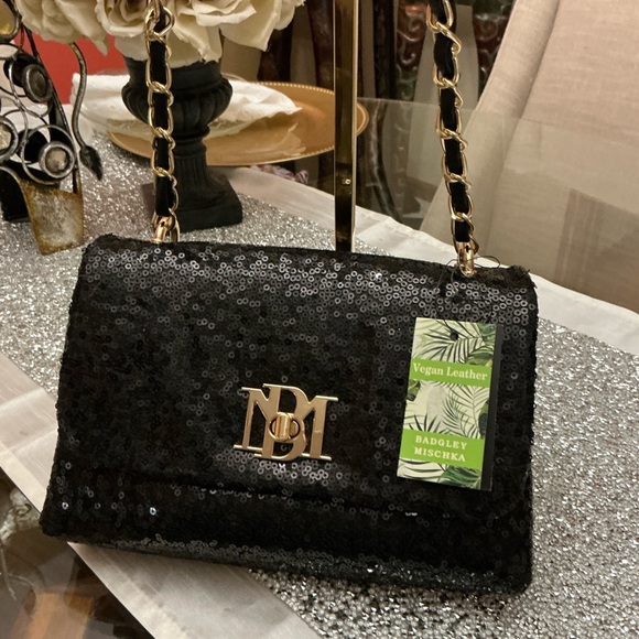 Badgley Mischka Handbags - Black Sequin Badgley Mischka EVENING Bag
